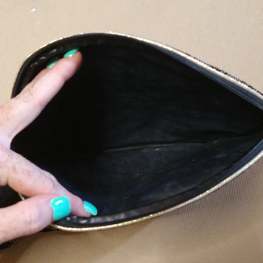 Bundle: VINTAGE Three Matching Makeup Bags